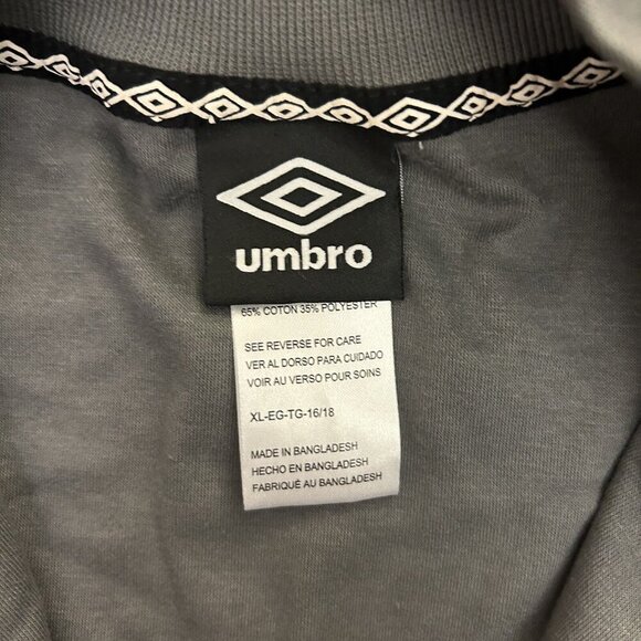 Umbro Kids Tech Soccer Full Zip Jacket Size XL (16/18) Gray Zipped Pockets NWT - Picture 10 of 14